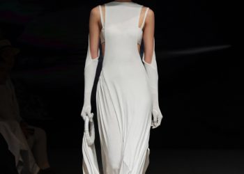 ‘Inflowing’ – show thời trang 5 tỷ đồng của Cường Đàm