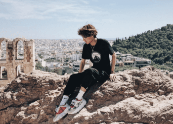 Khách Việt kể chuyện bị trộm cướp tại châu Âu