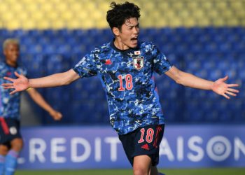 Bán kết U23 châu Á: Cơ hội cho những Samurai trẻ