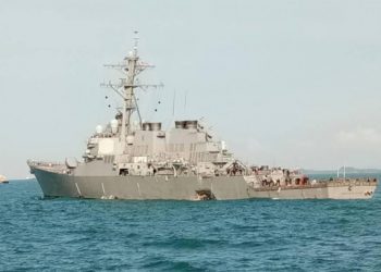 Bồi thường gần 45 triệu USD vì đâm chiến hạm Mỹ