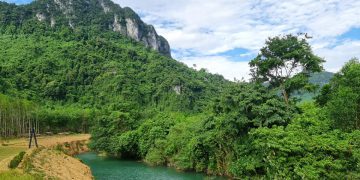 Cắm trại giữa rừng Quảng Bình