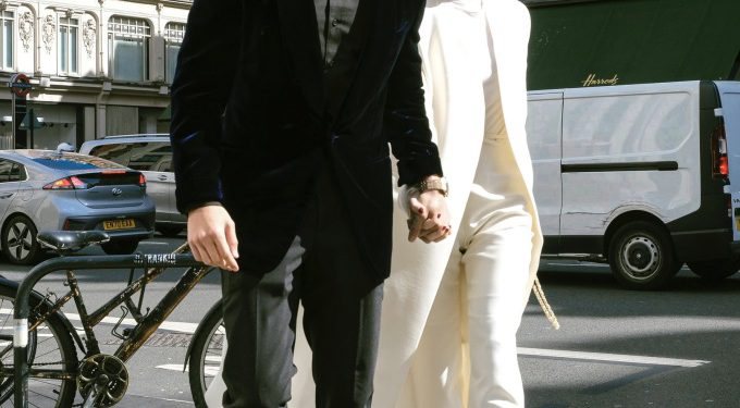 Hồ Ngọc Hà, Kim Lý dự đêm nhạc ‘Drip Hydration Summer Party’