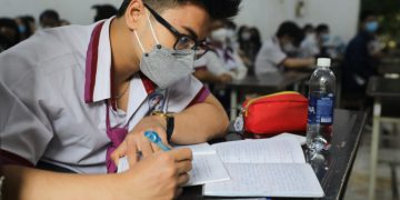 Ôn thi Sử tốt nghiệp THPT qua đề tham khảo