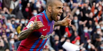 Barca chia tay Dani Alves