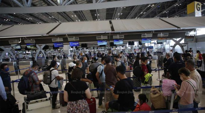 Thái Lan bỏ yêu cầu điền tờ khai xuất nhập cảnh