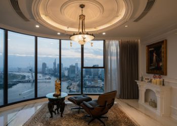 Nhà giàu Việt đua tậu căn hộ triệu USD