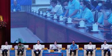 Thời gian đóng BHXH có thể giảm còn 10 năm