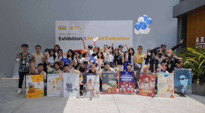 Arena Multimedia tổ chức triển lãm kết hợp bảo vệ đồ án