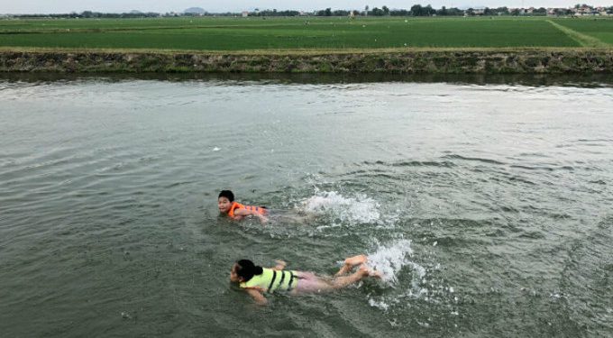 Cẩn trọng tai nạn đuối nước với trẻ dịp hè