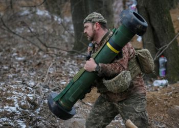 Những cựu binh Mỹ tuồn vũ khí cho Ukraine