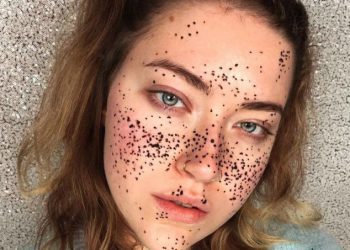 Mốt vẽ henna lên mặt bị chỉ trích