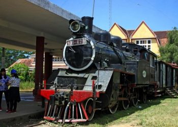 Nhà ga Đà Lạt hoàn thành 1938, điểm cuối cùng của tuyến đường sắt răng cưa, đã được công nhận di tích lịch sử cấp quốc gia. Ảnh: Hoàng Trường