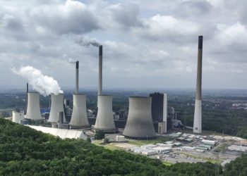 Một nhà máy nhiệt điện than ở Đức. Ảnh: Bloomberg