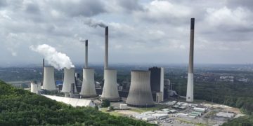 Một nhà máy nhiệt điện than ở Đức. Ảnh: Bloomberg