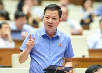 Ủy viên chuyên trách Ủy ban Quốc phòng An ninh của Quốc hội, đại biểu Trịnh Xuân An tại nghị trường. Ảnh: Media Quốc hội