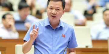 Ủy viên chuyên trách Ủy ban Quốc phòng An ninh của Quốc hội, đại biểu Trịnh Xuân An tại nghị trường. Ảnh: Media Quốc hội